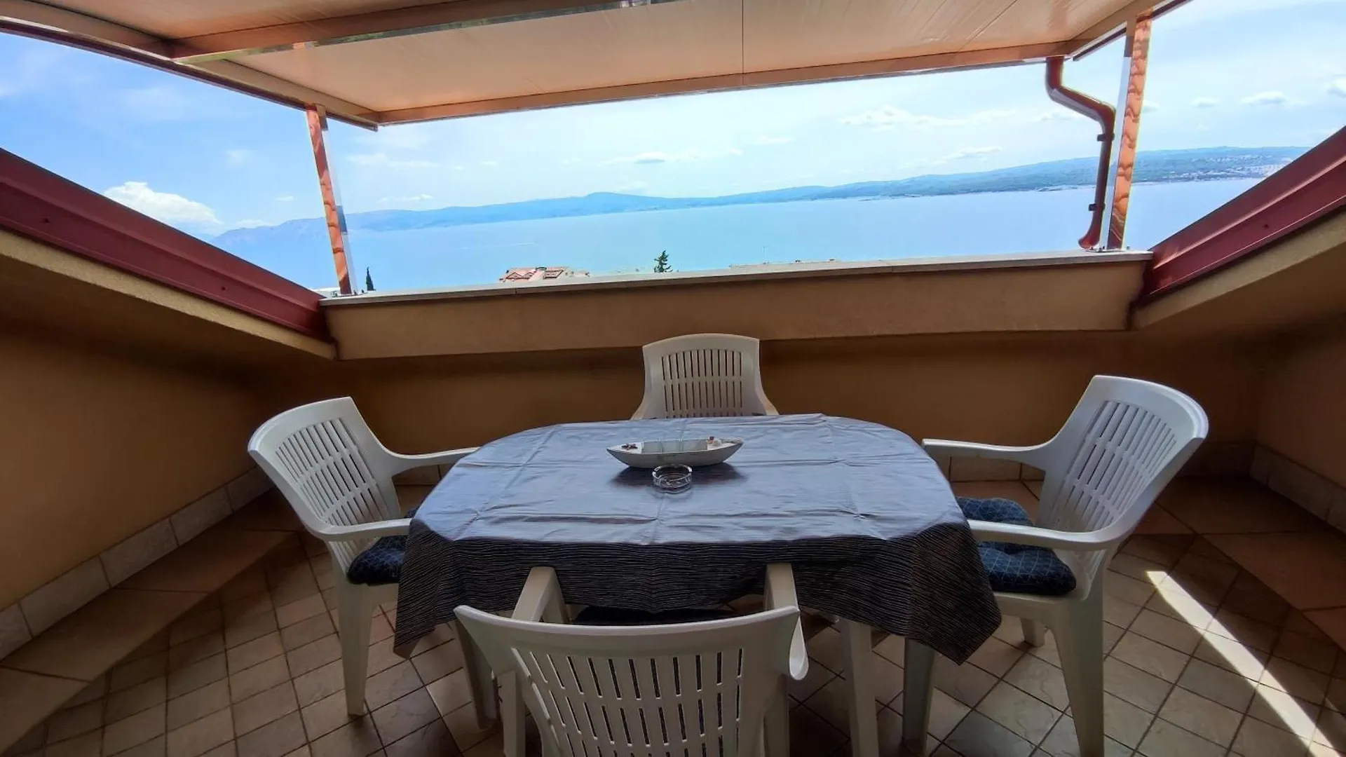 Ferienhaus In Crikvenica Mit Schoener Terrasse